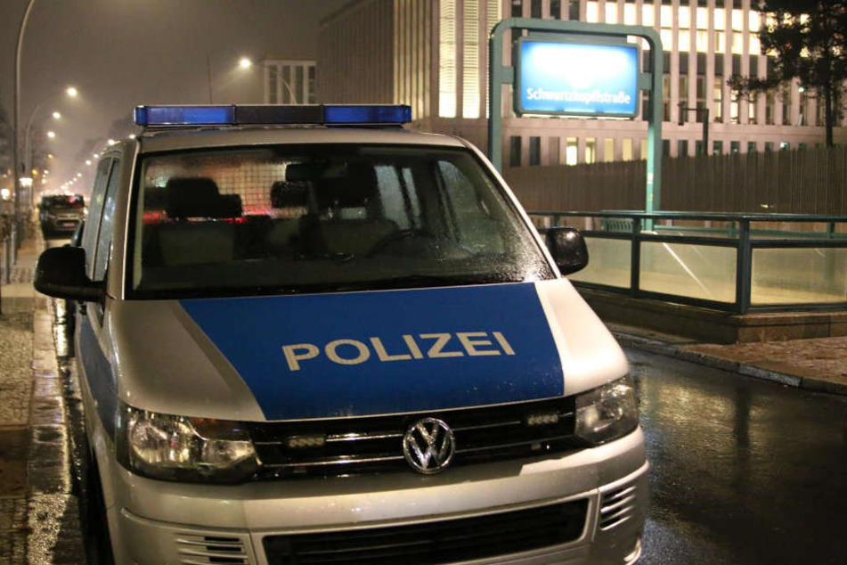 Die Polizei ermittelt, wie es zu dem Unglück kommen konnte.
