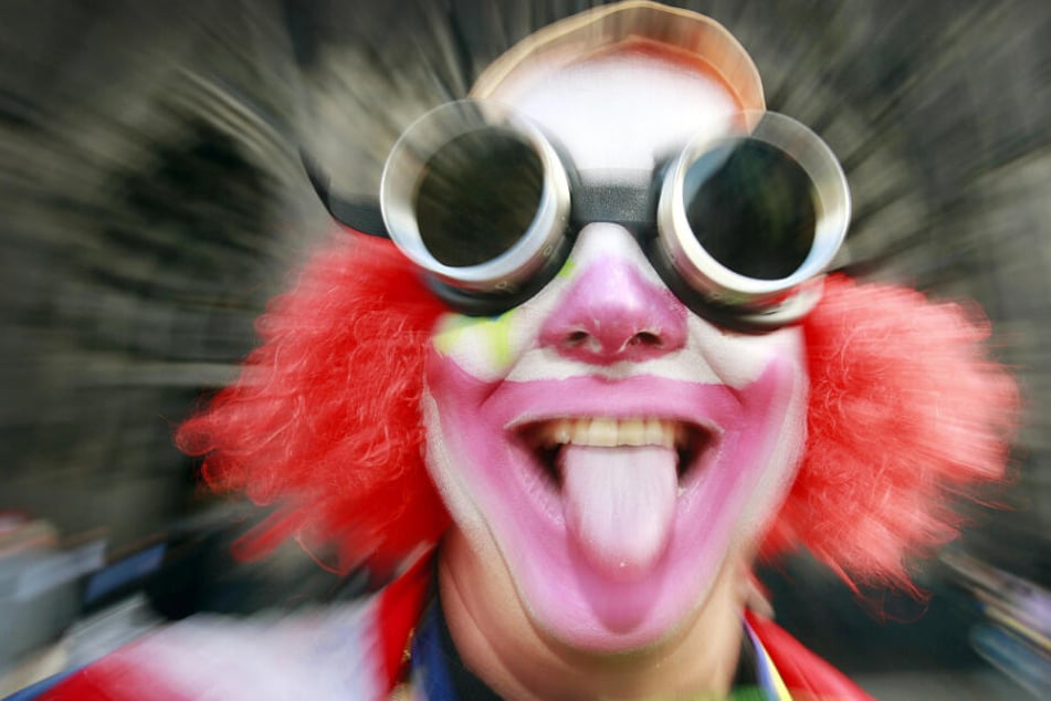 Ein Clown sollte angeblich eine 20-Jährige umgebracht haben. (Symbolbild)
