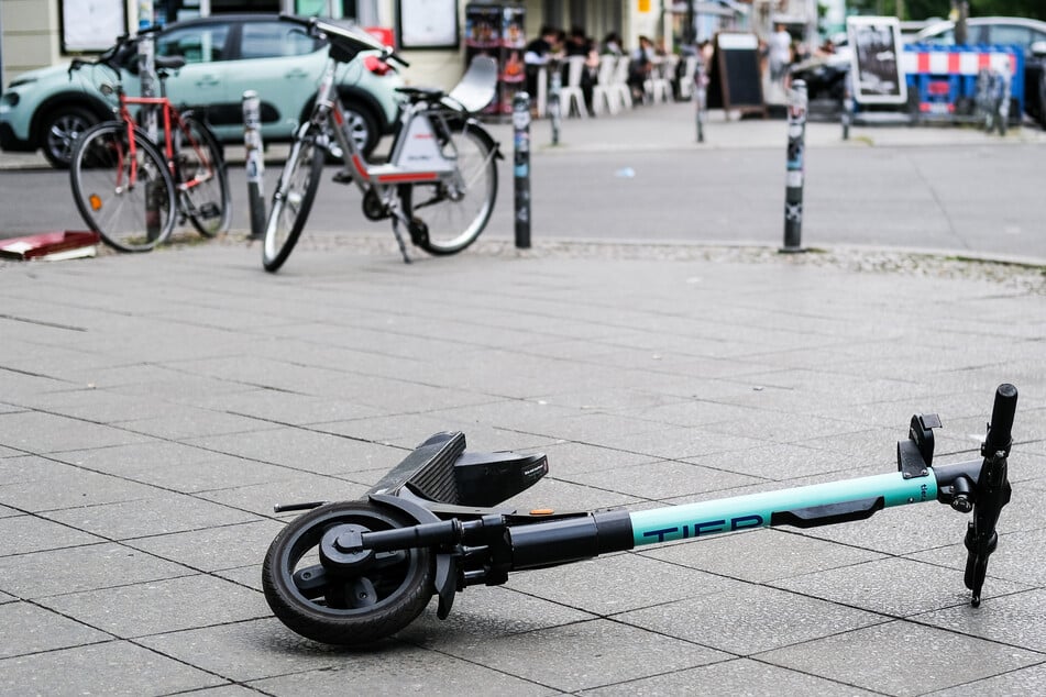 In Berlin werden immer mehr Unfälle mit Elektrokleinstfahrzeugen wie E-Scootern registriert. (Symbolfoto)