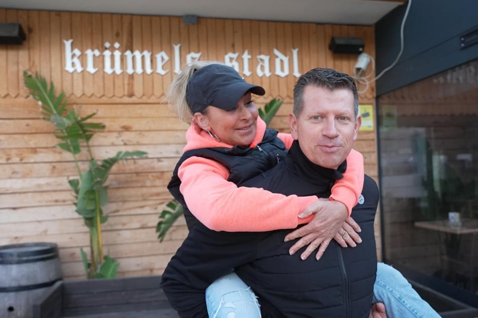 Marion "Krümel" (52) und Daniel Pfaff (51) betreiben erfolgreich "Krümels Stadl" auf Mallorca.