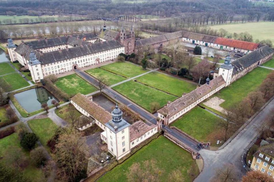 ...das Schloss Corvey, ...