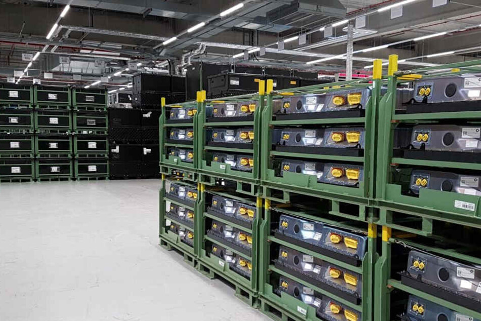 Die Accumotive-Batterie-Fabrik im Kamenz, Werk I. wurde 2012 eröffnet. Hier werden Batterien für den Elektro-Smart gebaut.