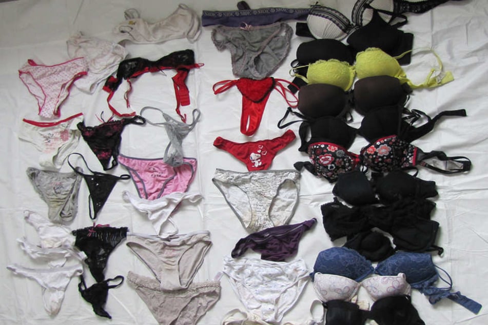 Die Polizei fand Dutzende Unterwäsche von Frauen.