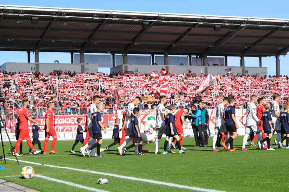 Durchschnittlich 6250 Besucher zählten der FSV Zwickau in den bisherigen sieben Heimspielen.