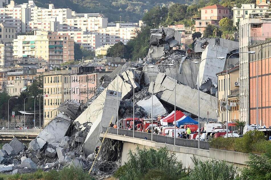 Im Sommer 2018 brach in Genua eine Autobahnbrücke zusammen - 43 Menschen starben.