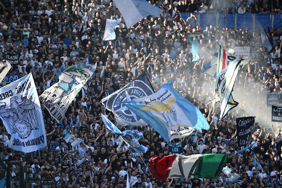 Teile der Ultras von Lazio Rom gelten als rechts beziehungsweise rechtsextrem.