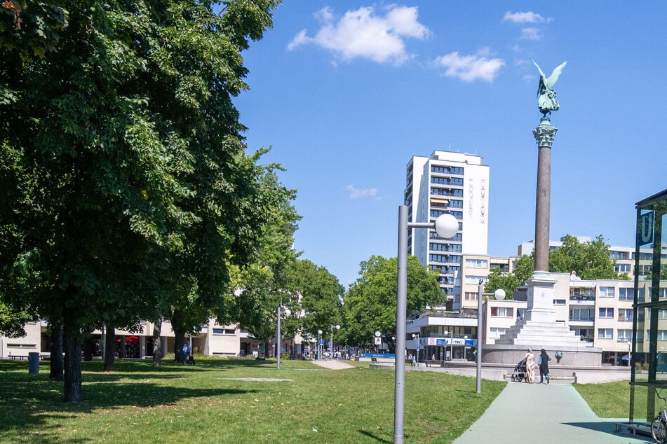 Am Mehringplatz soll eine neue Parkzone entstehen.