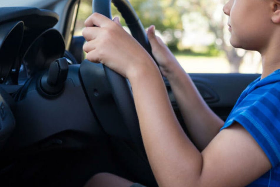 Ein Zwölfjähriger wollte ein Auto aufs Polizeirevier Borna fahren. (Symbolbild)