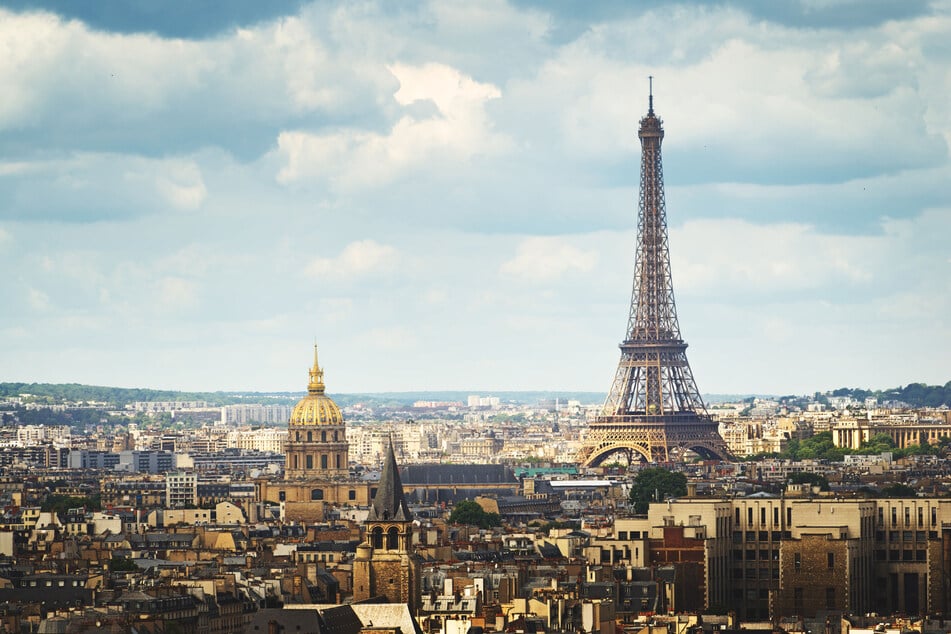 Frankreich ist nicht nur ein beliebtes Reiseziel, sondern auch für internationale Politik und Wirtschaft sehr bedeutsam.