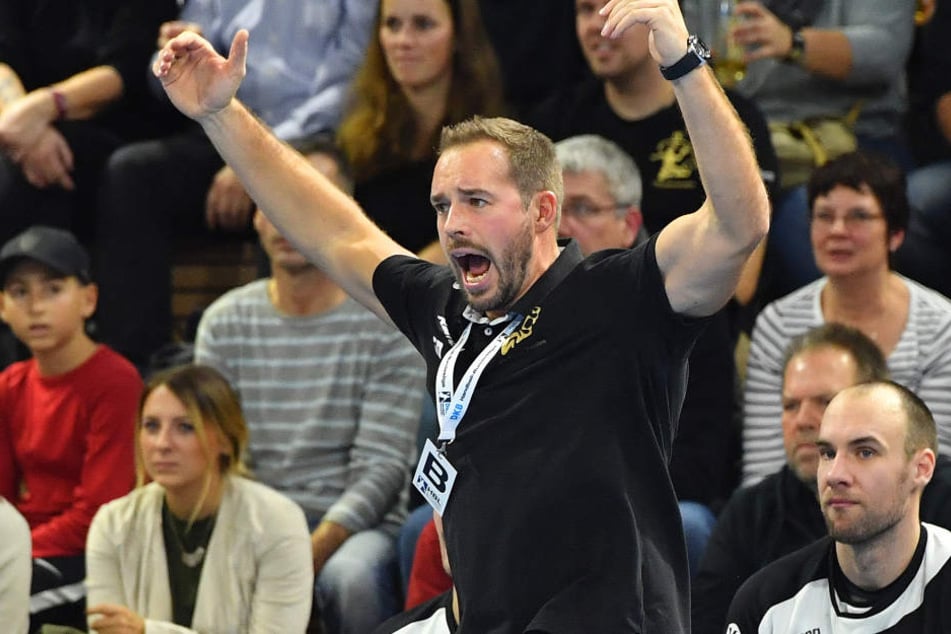 HCE-Coach Christian Pöhler arbeitete, kämpfte und litt an der Seitenlinie mit.