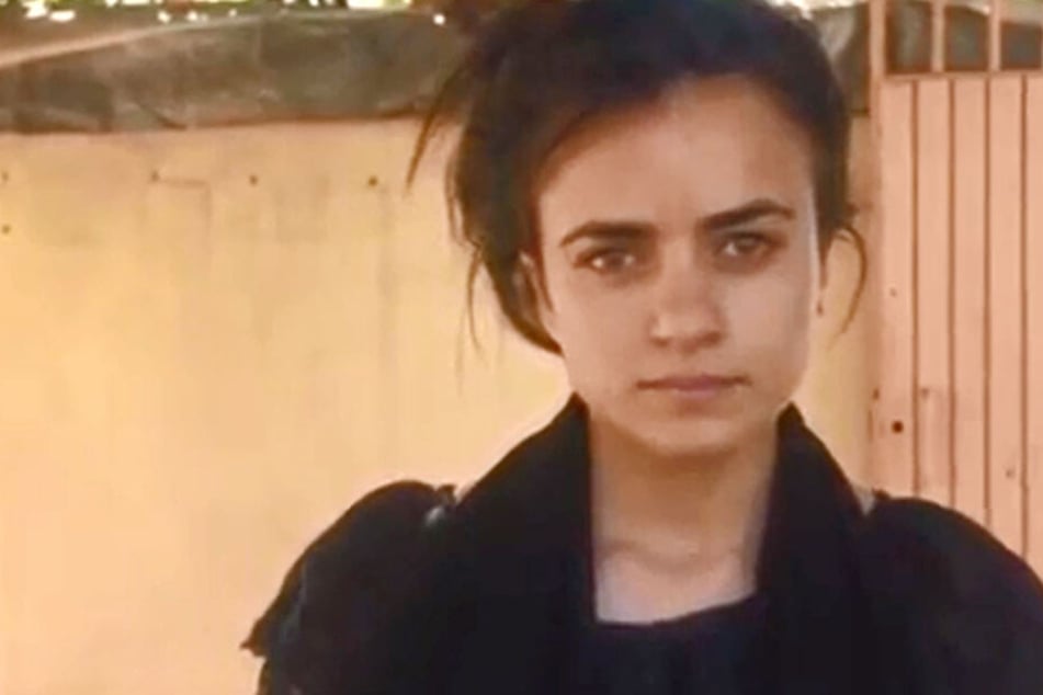 Unbekanntes Datum und unbekannter Ort: Aschwak Hadschi Hamid Talo, eine junge Jesidin, spricht in einem YouTube-Video.