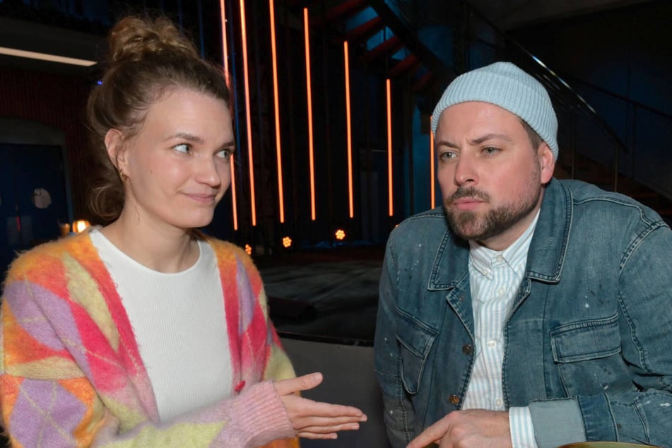 John verbringt immer mehr Zeit mit seiner Tochter und Adoptivmama Paulina.