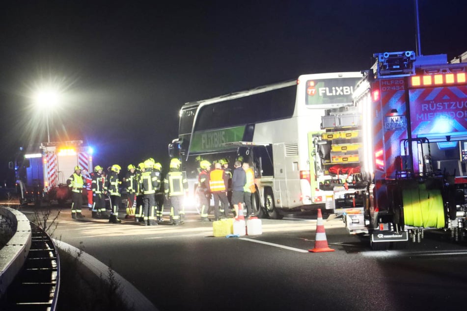 Die Feuerwehr war mit einem Großaufgebot im Einsatz.