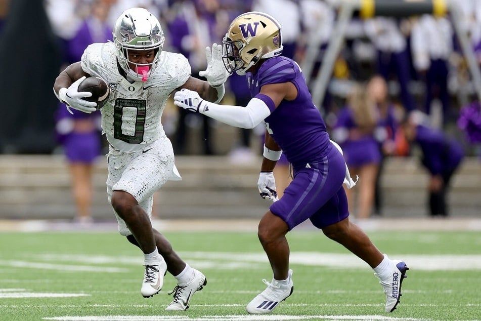 Oregon has everything to gain, including a potential spot in the College Football Playoff, in the Friday night Pac-12 championship against Washington.