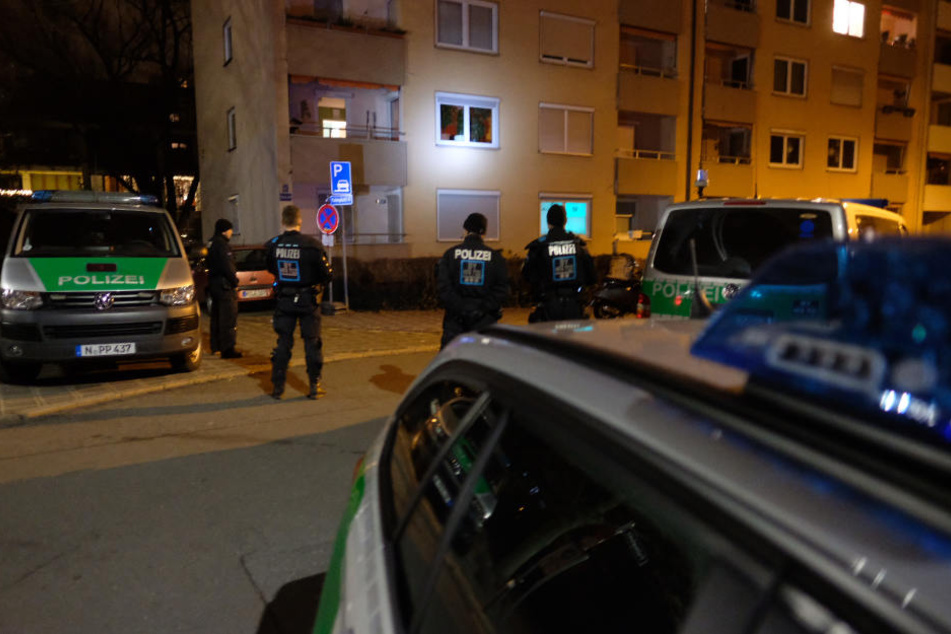 Die Polizei suchte intensiv nach dem Angreifer, der zuvor drei Frauen attackiert hatte. (Archivbild)