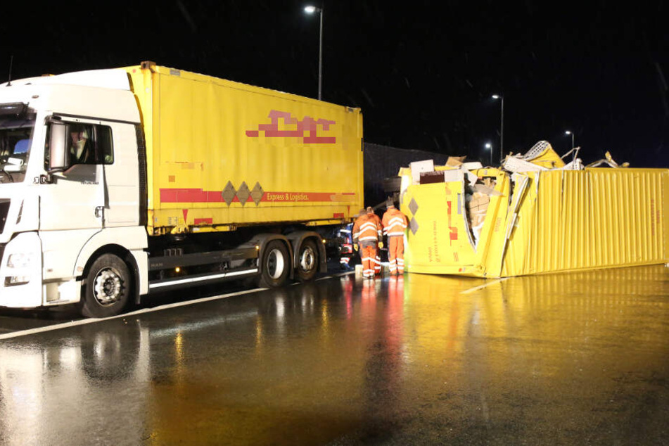 Auf der Autobahn 9 ist es in Bayern zu einem schweren Unfall gekommen.