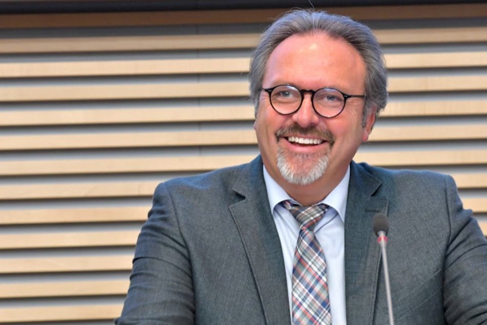 Staatssekretär Stefan Brangs (53).