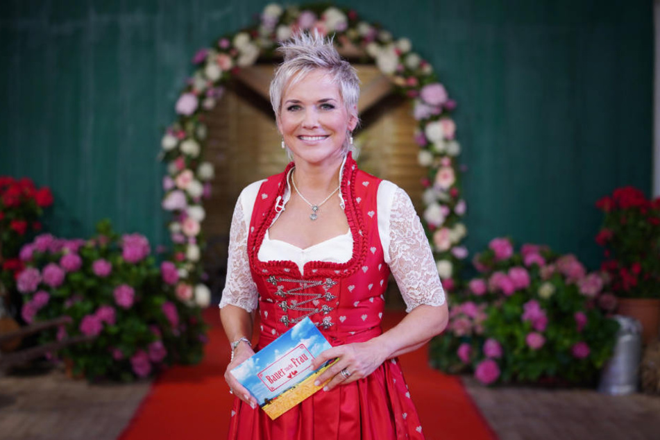 Ist auch nach 13 Jahren "Bauer sucht Frau" noch Single: Moderatorin Inka Bause (49).