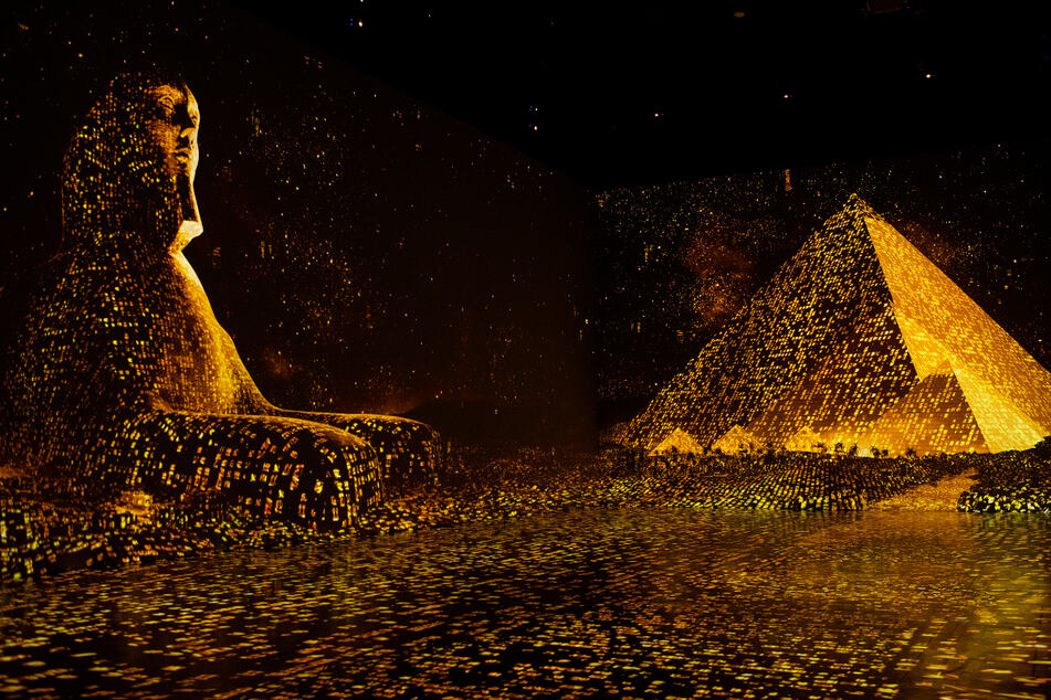 Auch die weltberühmten Pyramiden von Gizeh werden in der Ausstellung aufgegriffen.