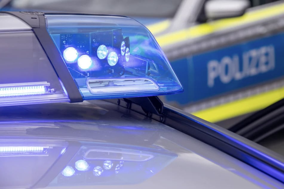 Die Polizei war mit einem größeren Aufgebot ausgerückt und konnte den 44-Jährigen überwältigen. (Symbolfoto)