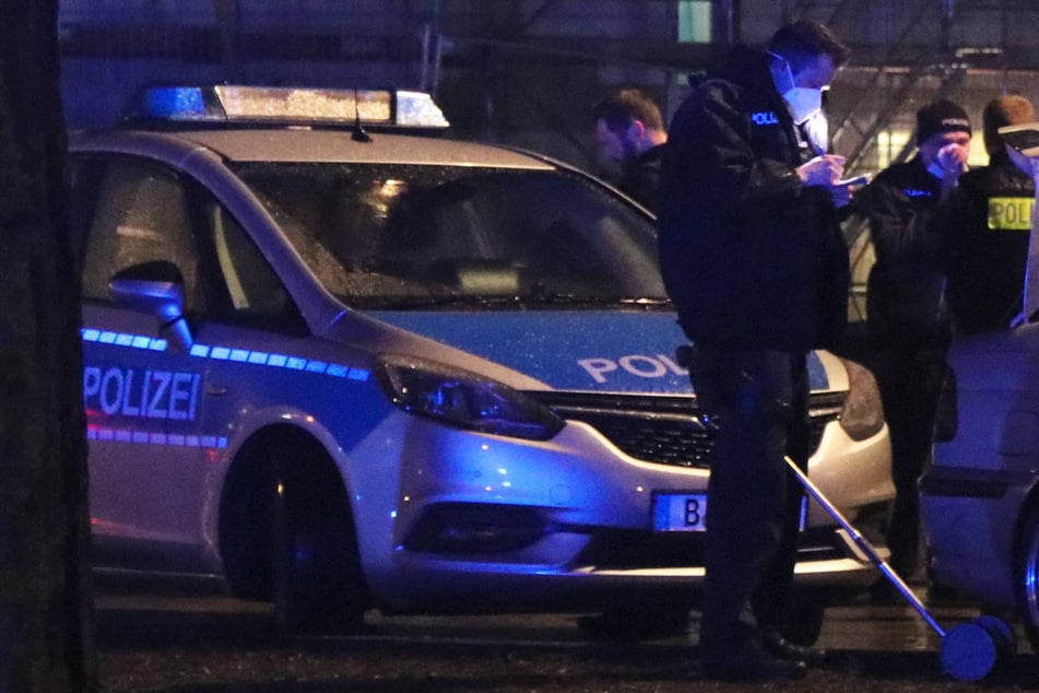 Die Polizei hat den VW Golf über die Autobahn bis nach Charlottenburg verfolgt. (Symbolfoto)