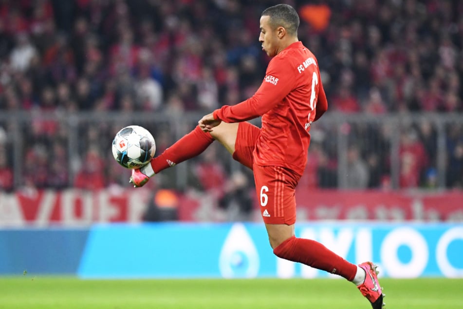 Thiago Alcântara (29) könnte seinen Vertrag beim FC Bayern München verlängern. Gibt es sogar ein Karriereende an der Säbener Straße?