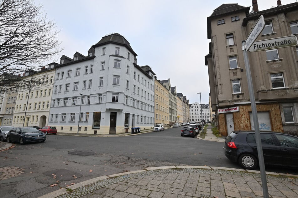 Die Rudolfstraße in Chemnitz: Hier wurde am Sonntagabend eine junge Frau (18) von einem 16-Jährigen vergewaltigt.