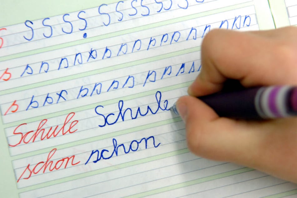 Der Leistungsdruck ist bereits in der Grundschule enorm. (Symbolbild)