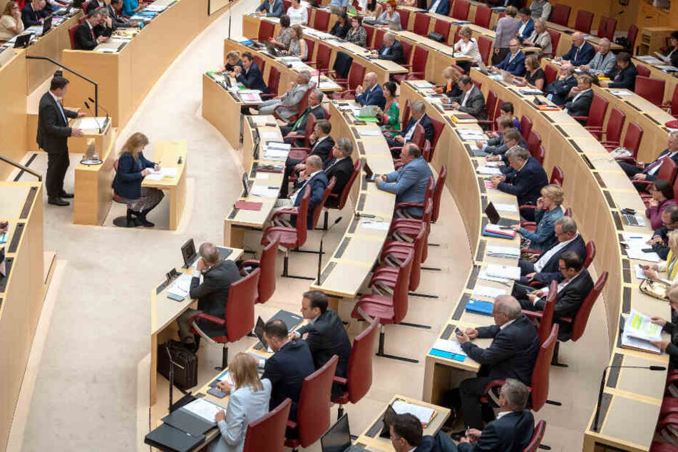 Gesetzentwürfe zur Änderung des Wahlalters wurden vom Landtag am Mittwoch abgelehnt.