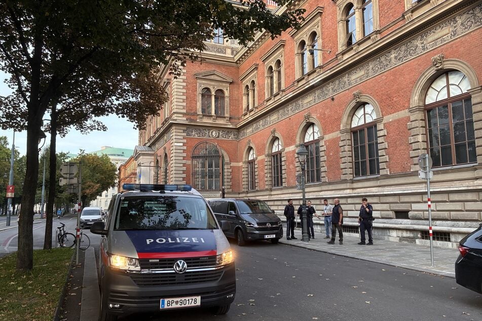 Die Wiener Polizei brachte die Situation rund um das Museum für angewandte Kunst (MAK) unter Kontrolle.