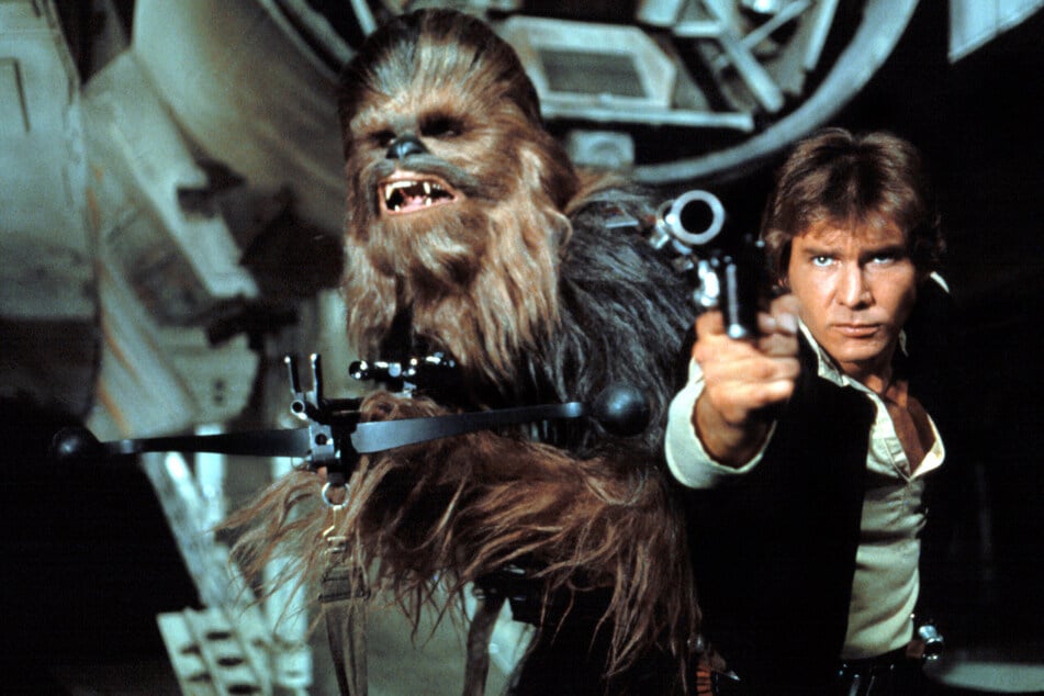 Chewbacca's bowcaster is also going on sale with an estimated value of $250,000 to $500,000.