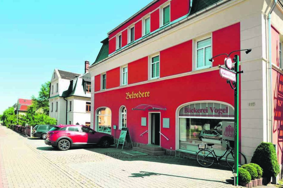 Endlich wieder was los in der "Belvedere". In die rechte Haushälfte zog kürzlich der "Vogel-Bäcker" ein.