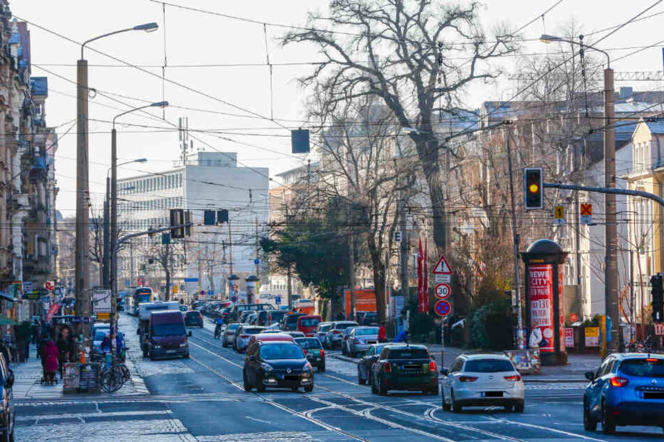 Seit Jahren soll die Königsbrücker Straße saniert werden. 2021 könnte es so weit sein.