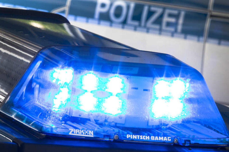 Die Polizei musste wegen des merkwürdigen Pulvers anrücken. (Symbolbild)
