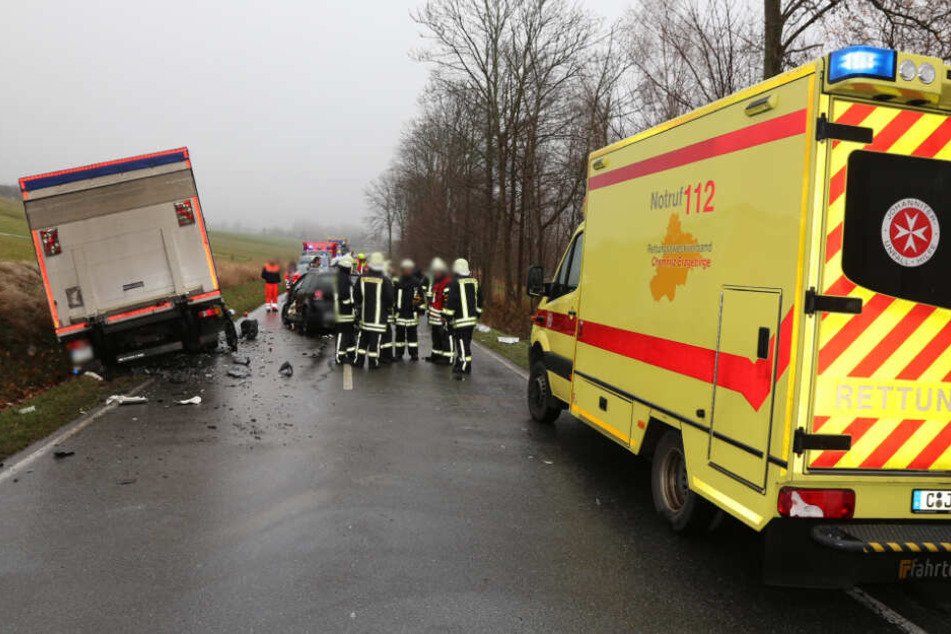 Die S283 musste voll gesperrt werden.