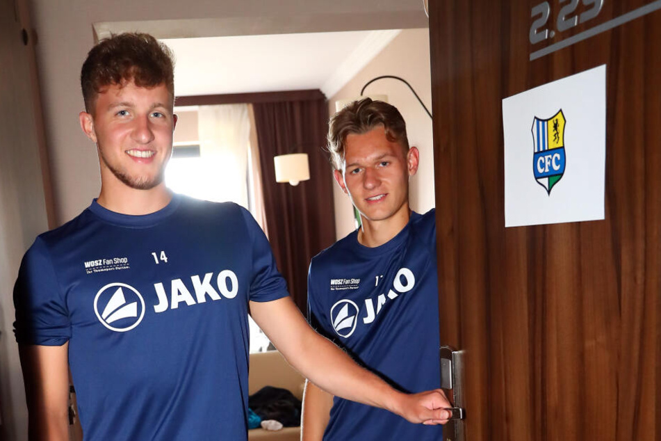 Hereinspaziert: Tim Campulka und Erik Tallig teilen sich im Camp ein Zimmer.