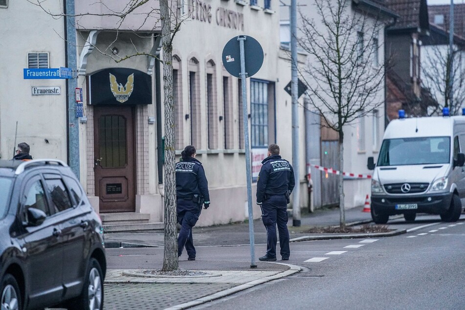 In der Nacht von Donnerstag auf Freitag wurde in Eislingen auf eine junge Frau geschossen.