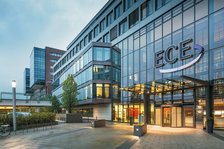 Die ECE Europazentrale in Poppenbüttel: Das Immobilienunternehmen betreibt in Hamburg auch Einkaufszentren, in denen Filialen von GameStop zu finden sind.