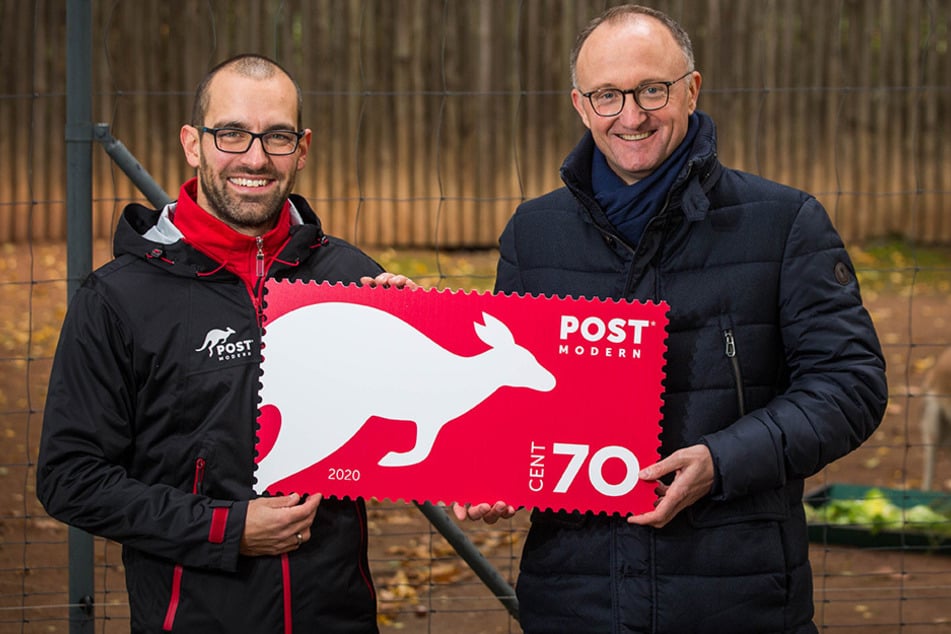 Alexander Hesse (35, l.) und Michael Ulbrich (45) von PostModern mit dem neuen Känguru-Logo.
