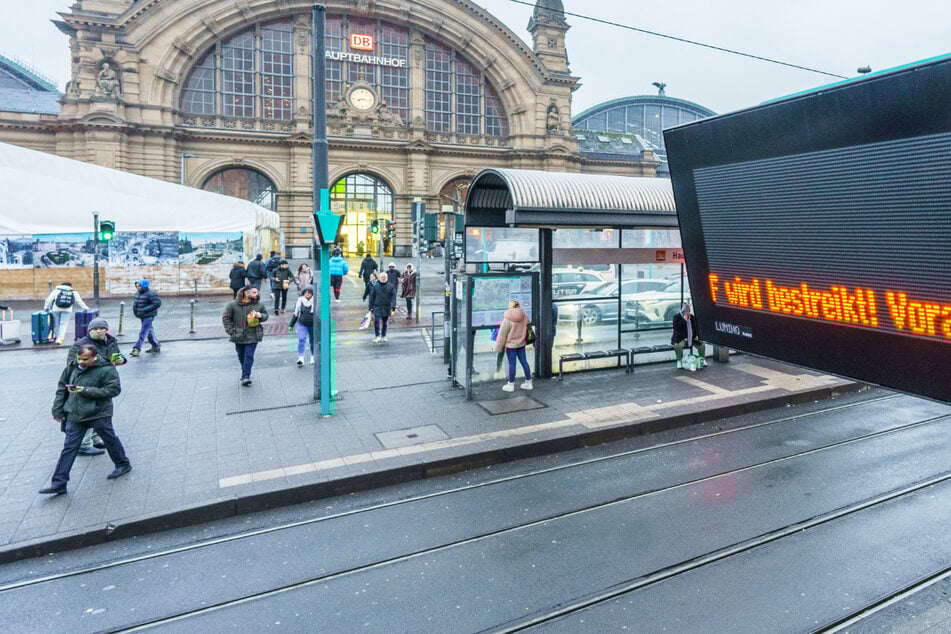 Chaos-Montag? Verdi ruft zu Warnstreiks im Nahverkehr auf!
