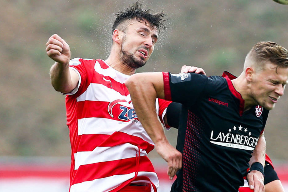 Davy Frick (l.), hier gegen Julius Biada vom 1. FC Kaiserslautern, ist ein Zwickauer Urgestein, das alle Höhen und Tiefen des FSV in den vergangenen mehr als sieben Jahren miterlebt hat.