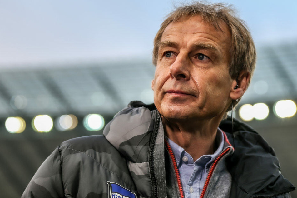 Jürgen Klinsmann bei seiner Heimspiel-Premiere als Chefcoach von Hertha BSC gegen Borussia Dortmund.