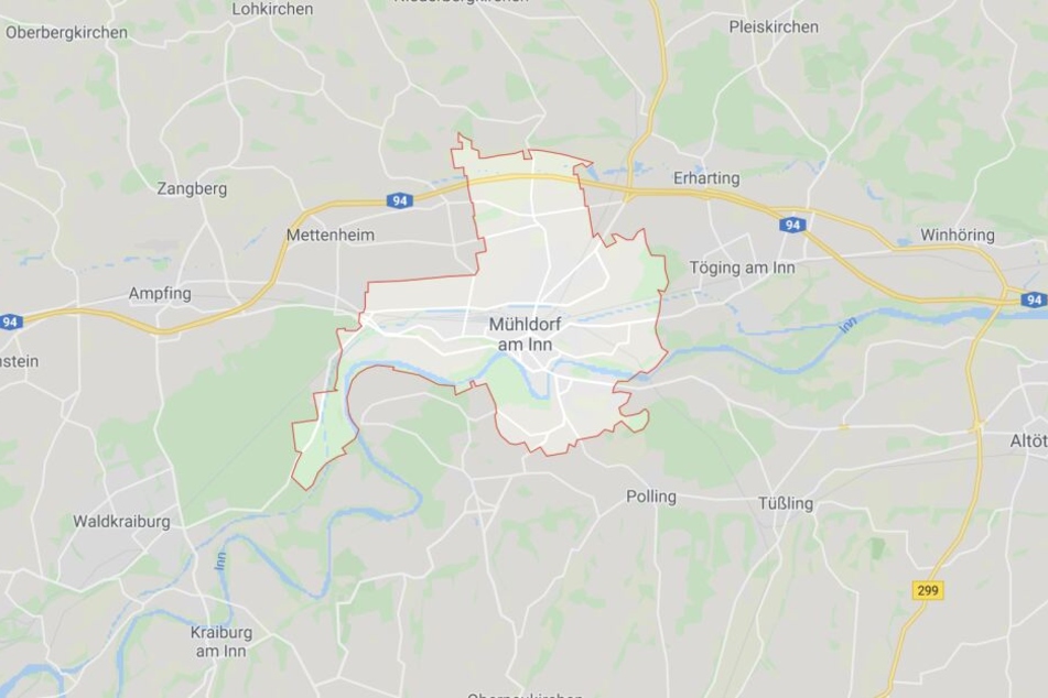 Auf der Autobahn 94 bei Mühldorf am Inn ist es in Bayern zu einem schweren Unfall gekommen.