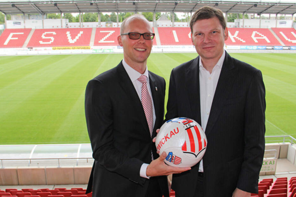 Im Juli 2017 blickten FSV-Boss Tobias Leege und Arndt Jaworski, Geschäftsführer der U! Sports GmbH, noch zuversichtlich in die Zukunft. Nur zweieinhalb Jahre später ist die langfristige Kooperation passé.