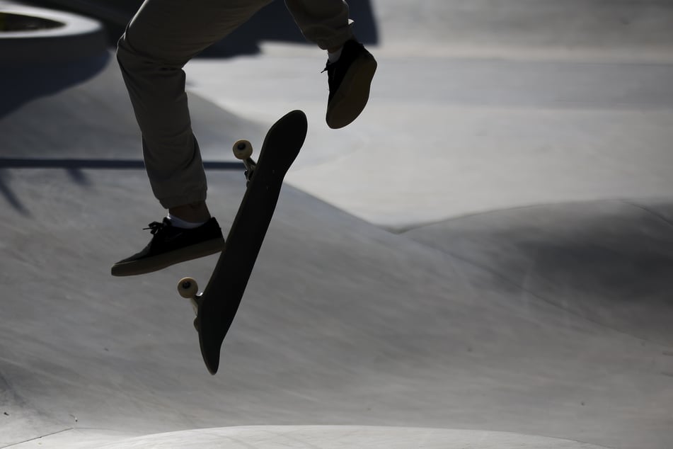 Das Skateboard soll Evan unbeschwerte Stunden draußen ermöglichen. (Symbolbild)