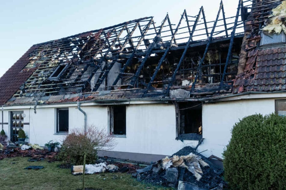 Das ausgebrannte Haus steht im Dassower Ortsteil Klein Voigtshagen.