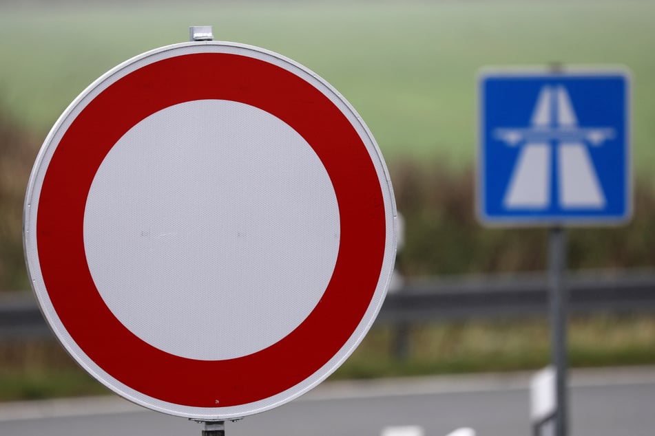 Trotz der A1-Sperrung in beiden Fahrtrichtungen bleiben einzelne Teilverbindungen über das Wochenende geöffnet. (Symbolbild)