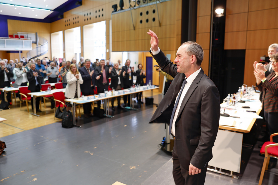 Hubert Aiwanger (52) wurde auf der Landesversammlung von den Freien Wählern als Vorsitzender bestätigt.