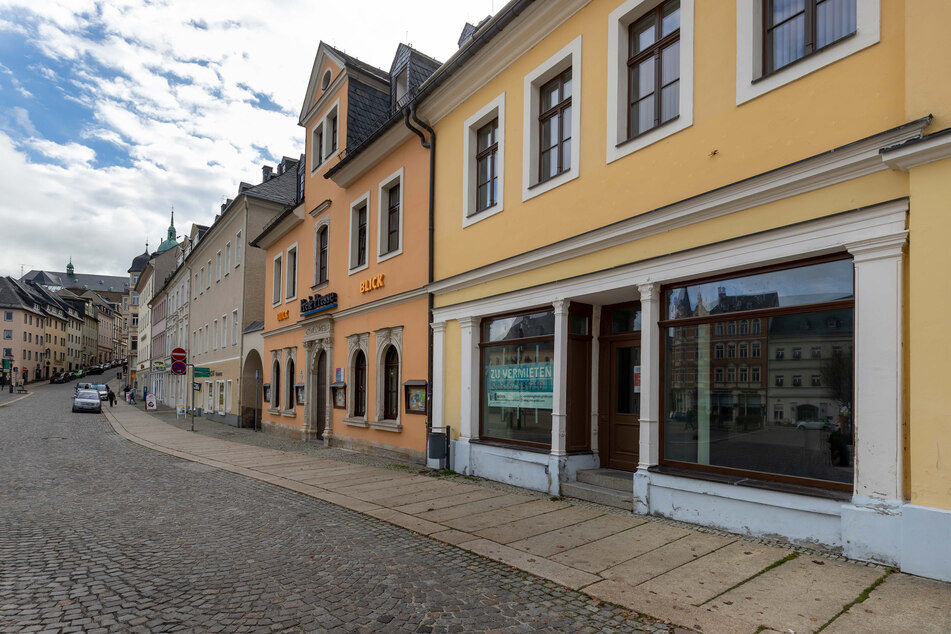 Die Annaberger Innenstadt wirkt im Lockdown wie ausgestorben. Wirtschaftsvertreter fordern deshalb einen wirtschaftlichen Neustart, sobald der Lockdown vorbei ist.
