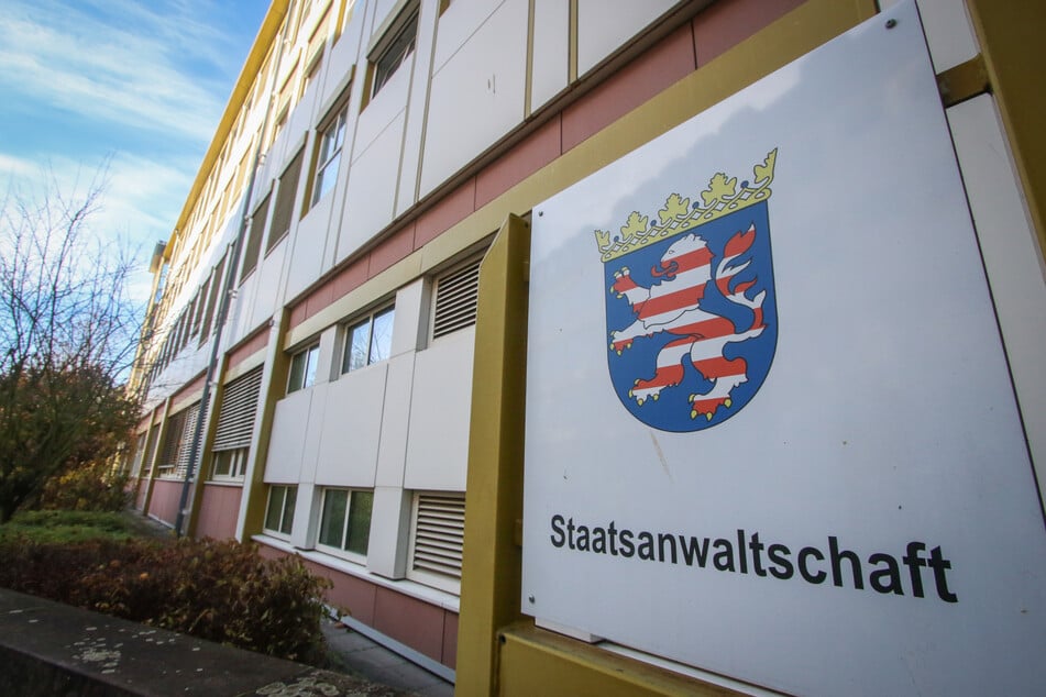 Die Gießener Staatsanwaltschaft hat den Cold Case nun wieder eröffnet und ermittelt wieder.